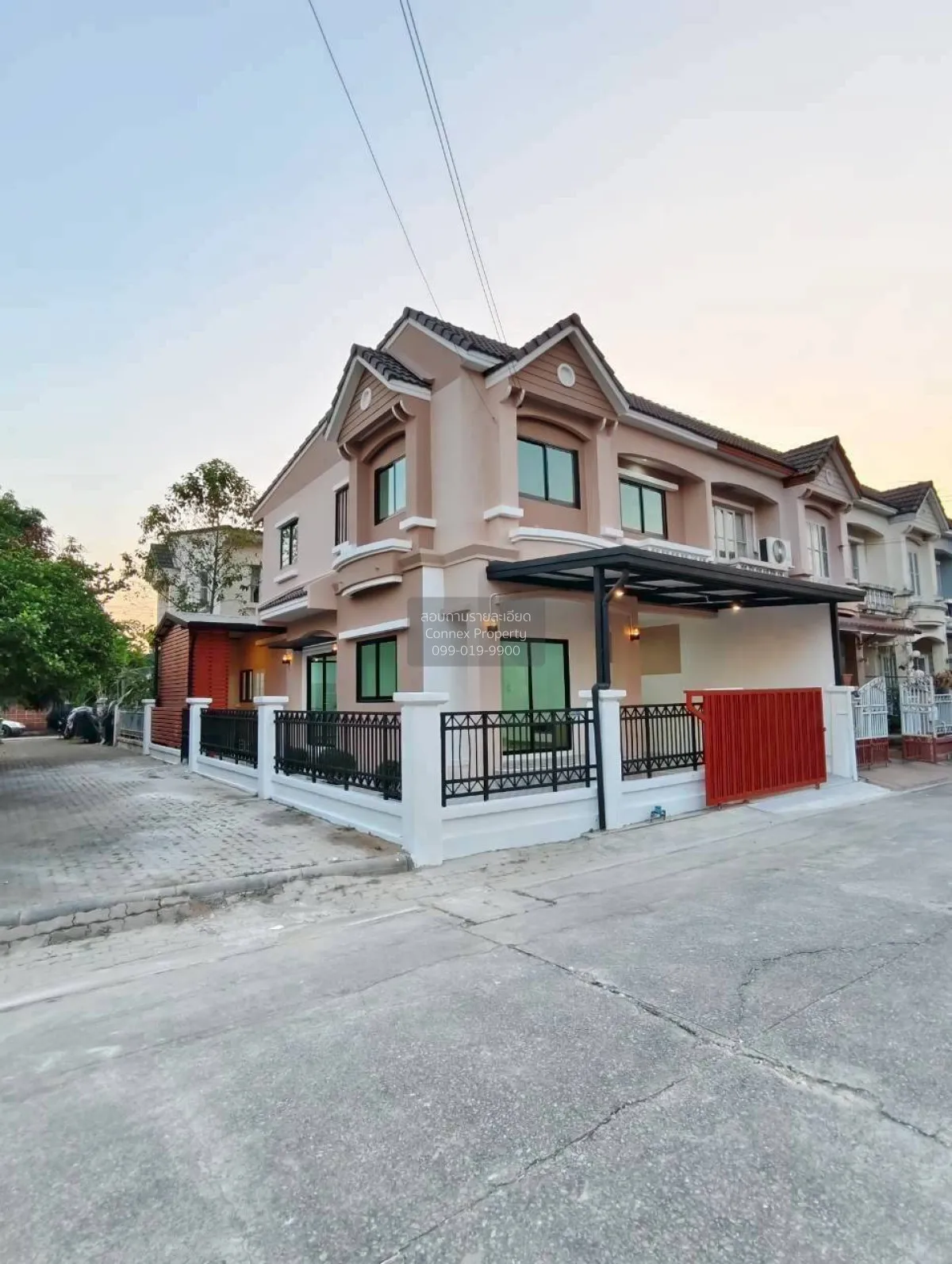 For Sale Townhouse/Townhome  , Budsarin Wongwaen-Rattanathibet ,  2