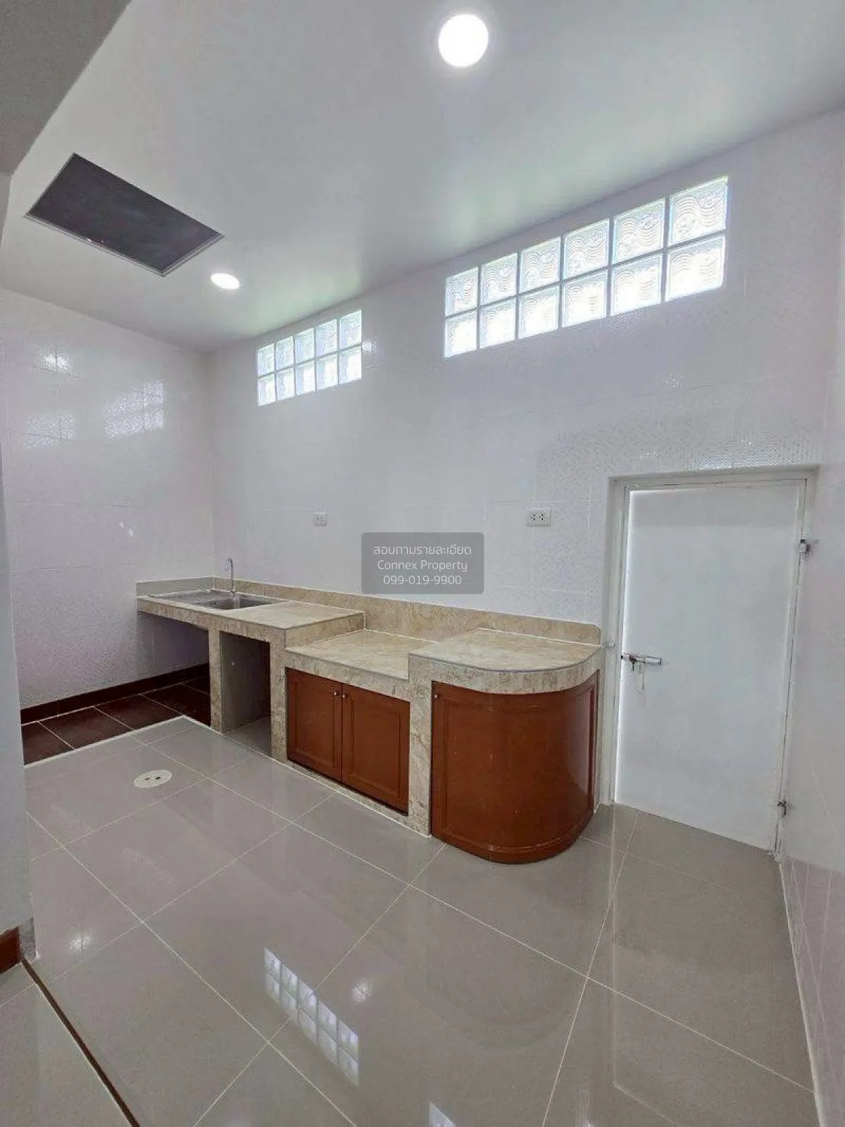 For Sale Townhouse/Townhome  , Sri Prajak House 4 , Bang Bua Thon