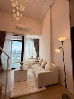 For Rent Condo , Siamese Rama 9 (Landmark @MRTA Station) , Duplex , Huai Khwang , Bang Kapi , Bangkok , CX-145027