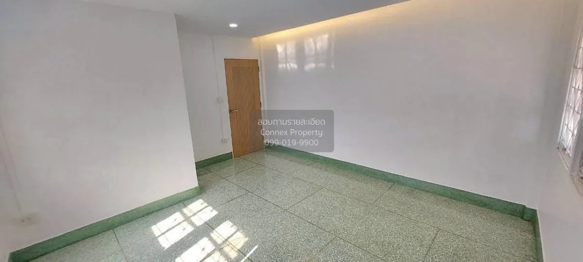 ขายทาวน์เฮ้าส์/ทาวน์โฮม  บ้านเจ้าพระยาวิลล่า รีโนเวทใหม่ ศาลาธรรม