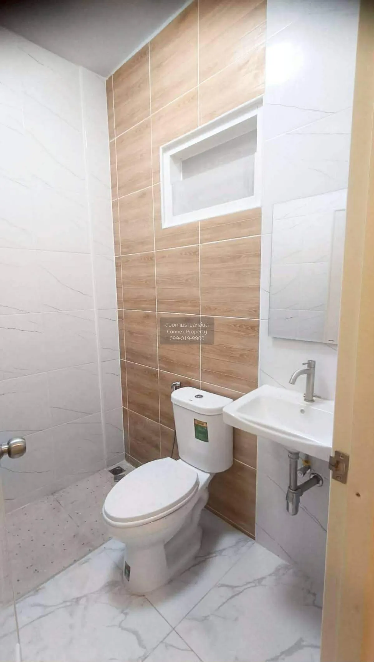 For Sale Townhouse/Townhome  , Nong Khaem Village , corner unit ,