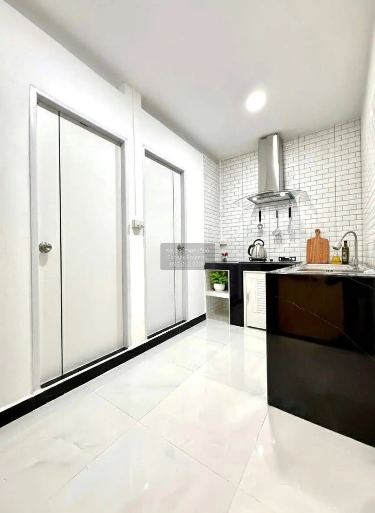 ขายทาวน์เฮาส์ 2 ชั้น พื้นที่ 16 ตารางวา จรัญสนิทวงศ์ 37 บางกอกน้อ