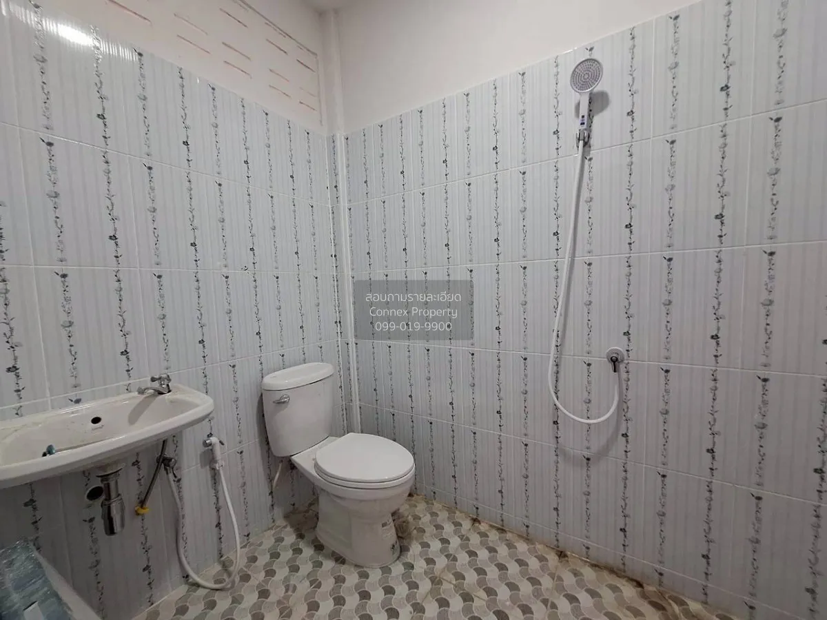 For Sale Townhouse, Wang Hin Soi 8. , newly renovated , Surasak ,