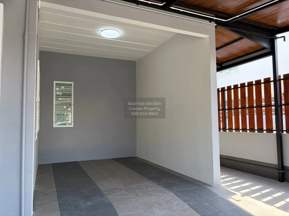 For Sale Townhouse/Townhome  , Poomjainivate 3 , newly renovated  3