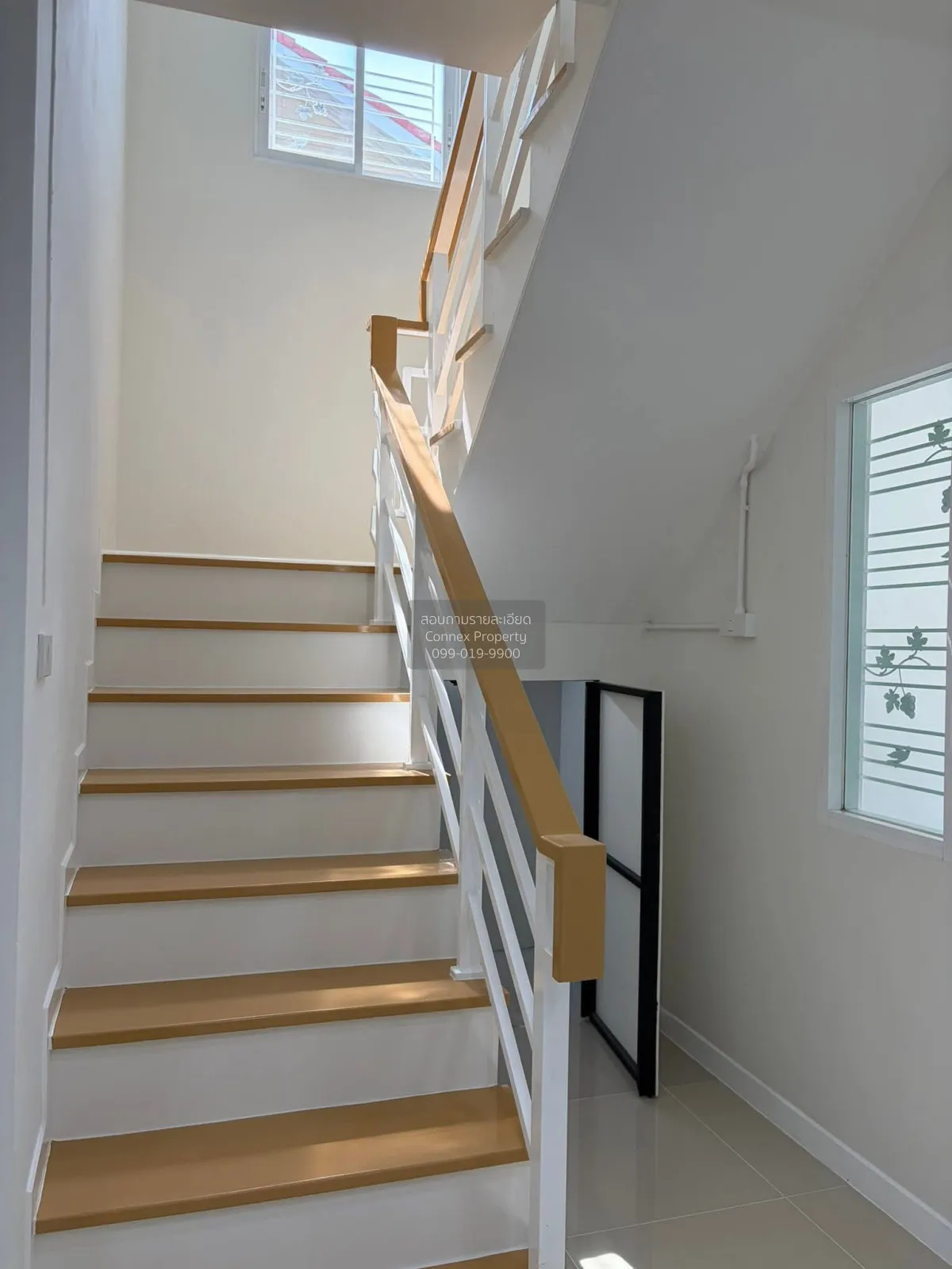 For Sale Townhouse/Townhome  , Poomjainivate 3 , newly renovated 