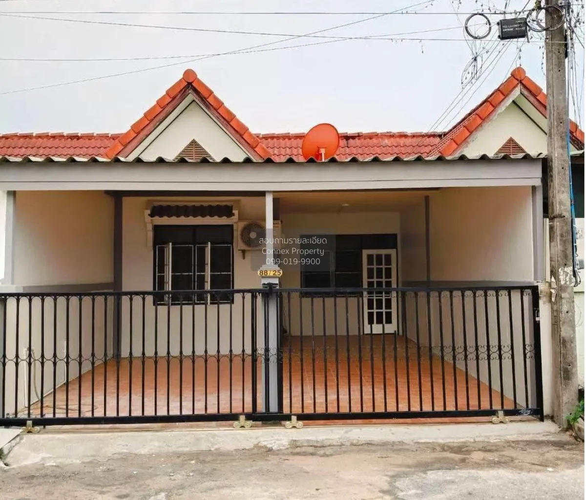 For Sale Townhouse/Townhome  , Phrueksachat 7 , wide frontage , n 1