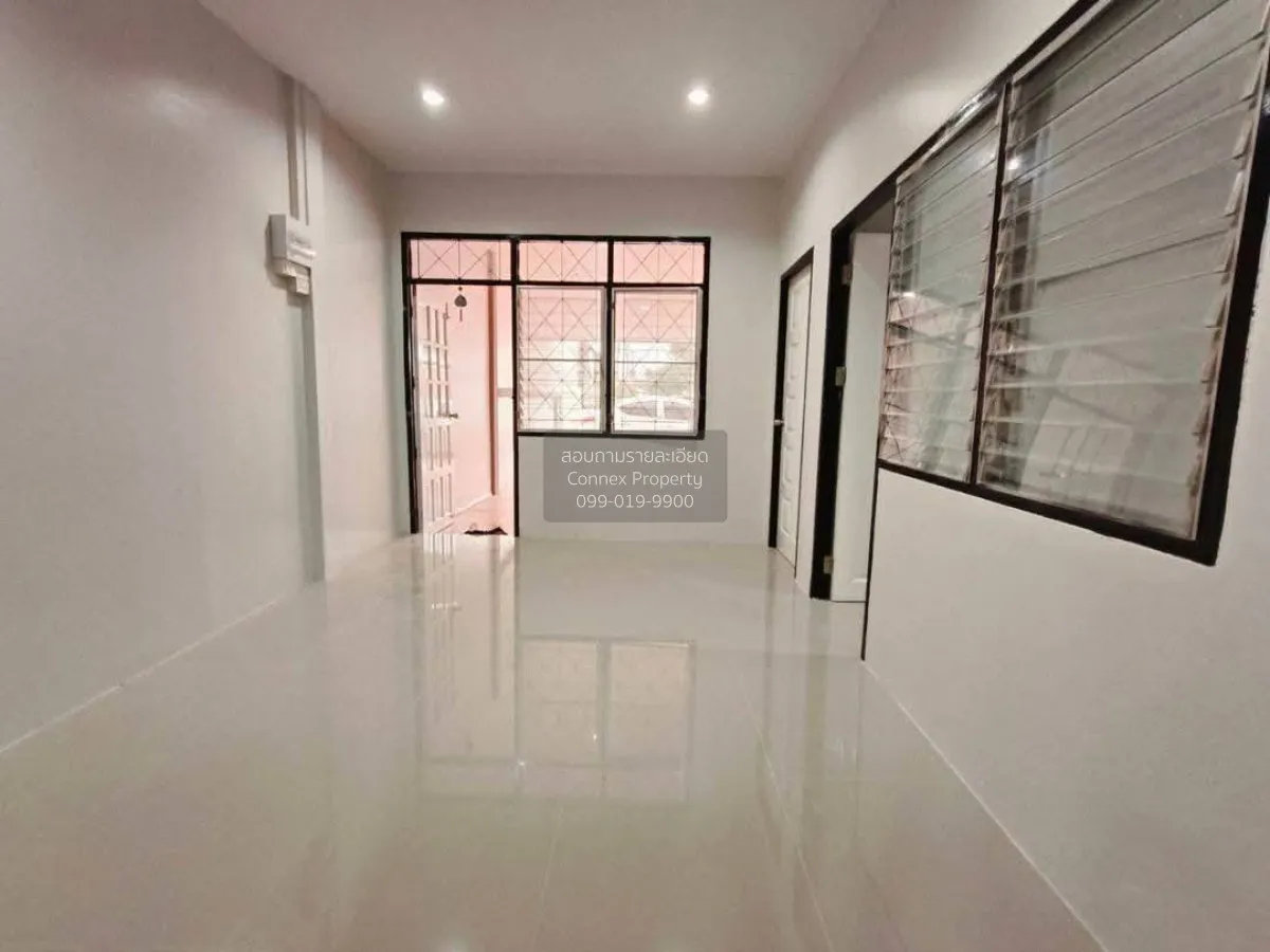 For Sale Townhouse/Townhome  , Phrueksachat 7 , wide frontage , n 4