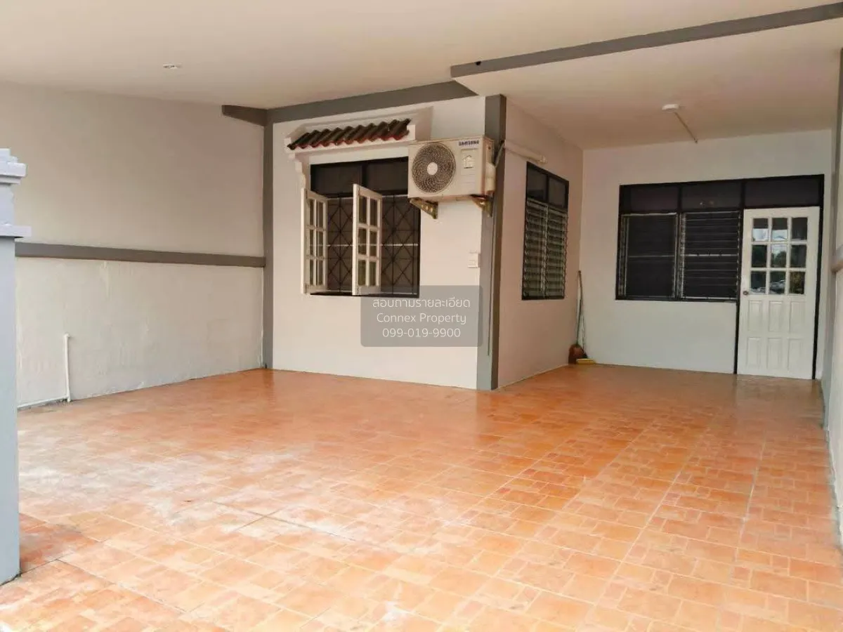 For Sale Townhouse/Townhome  , Phrueksachat 7 , wide frontage , n