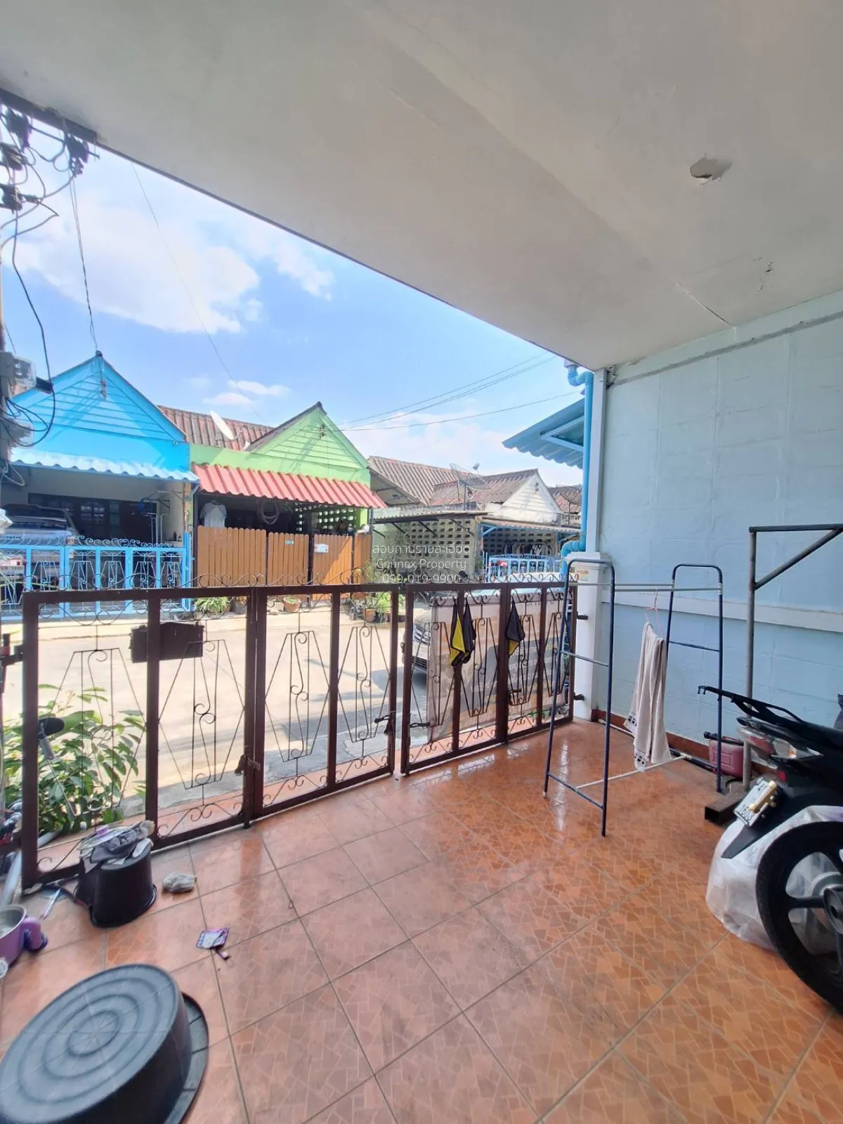 For Sale Townhouse/Townhome  , Baan Jitaree , Sahaphat Chon Buri  2
