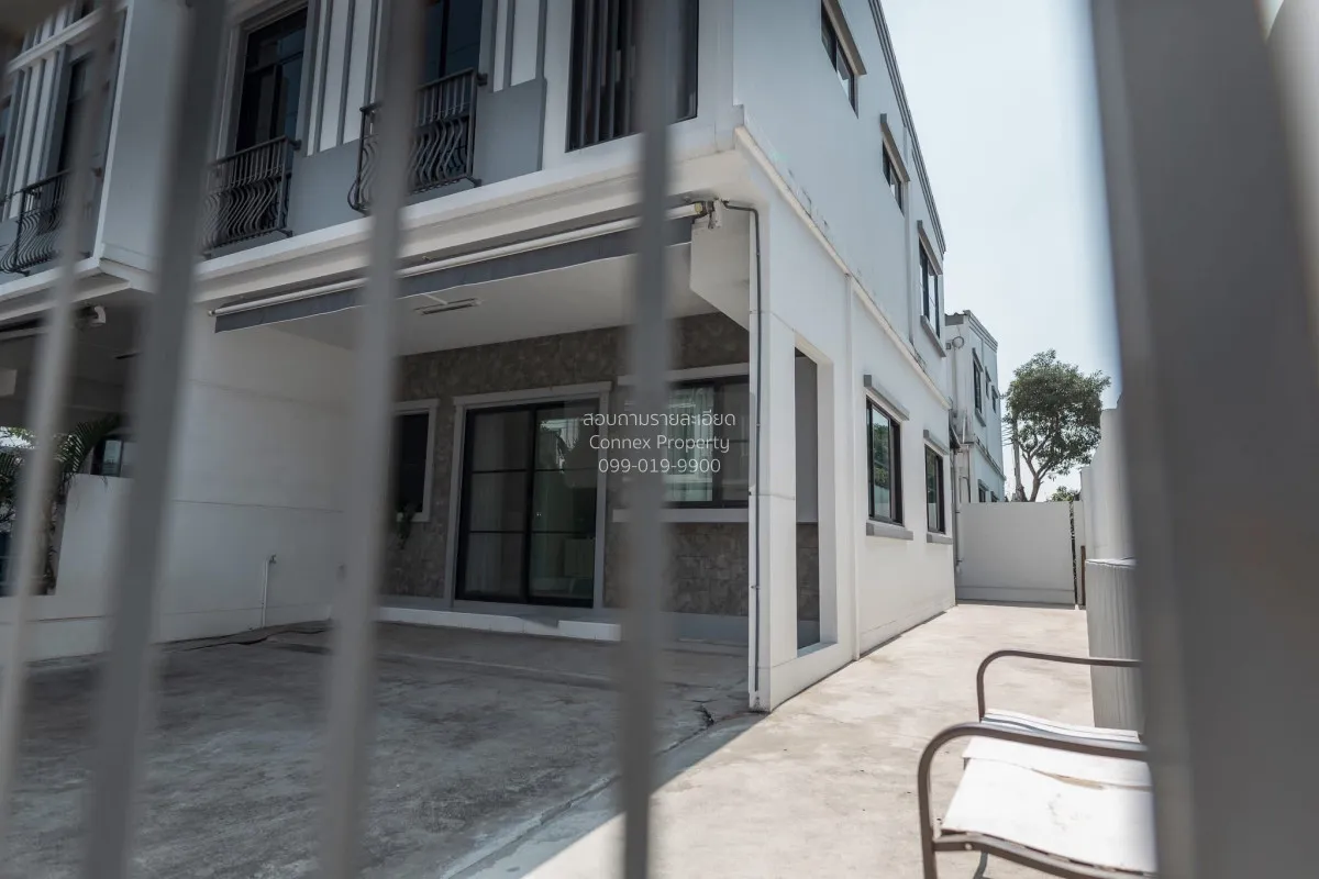 ขายทาวน์เฮ้าส์/ทาวน์โฮม  อินดี้ 5 บางนา กม.7 ห้องมุม บางแก้ว บางพ 3