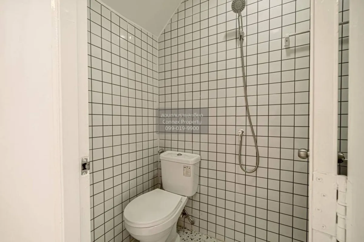 For Sale Townhouse/Townhome  , Pimonrat 2 , newly renovated , Phi