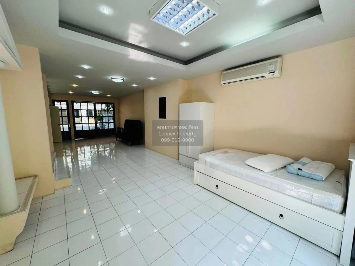 For Rent Townhouse/Townhome  , Moo Baan Chicha Castle , newly ren