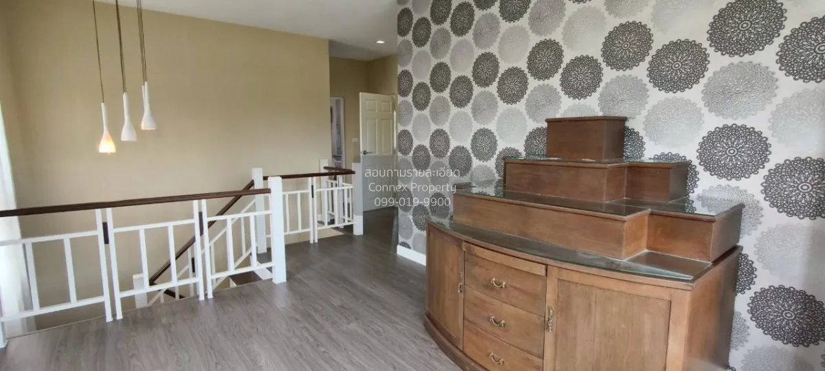 ขายบ้าน  บุราสิริ อ่อนนุช – บางนา หน้ากว้าง รีโนเวทใหม่ ดอกไม้ เข