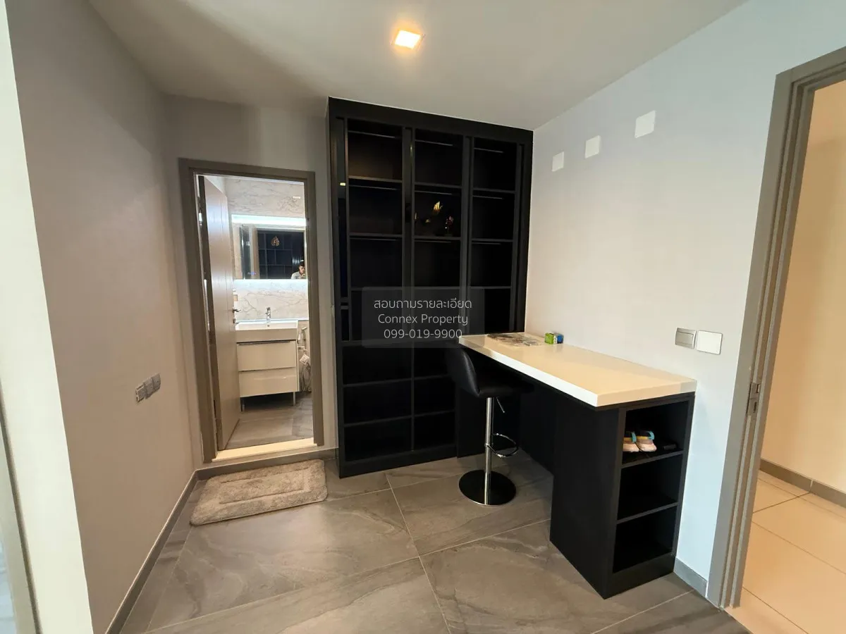 ขายคอนโด  ไลฟ์ อโศก ไฮป์ พระราม 9 วิวสวย ชั้นสูง ห้องมุม รีโนเวทใ