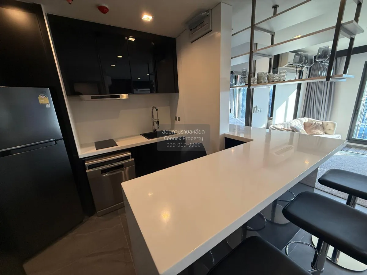 ขายคอนโด  ไลฟ์ อโศก ไฮป์ พระราม 9 วิวสวย ชั้นสูง ห้องมุม รีโนเวทใ