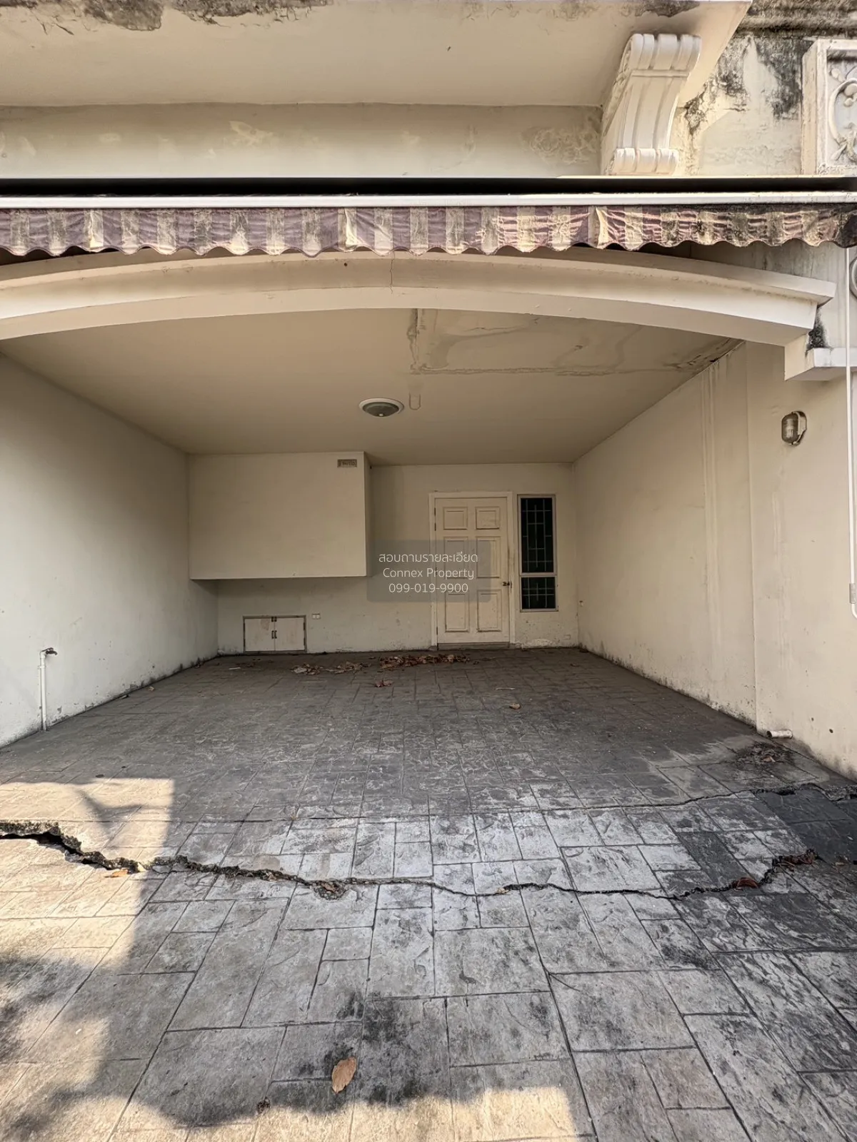 ขายทาวน์เฮ้าส์/ทาวน์โฮม  บ้านกลางเมือง บริติช ทาวน์ ศรีนครินทร์ M 2