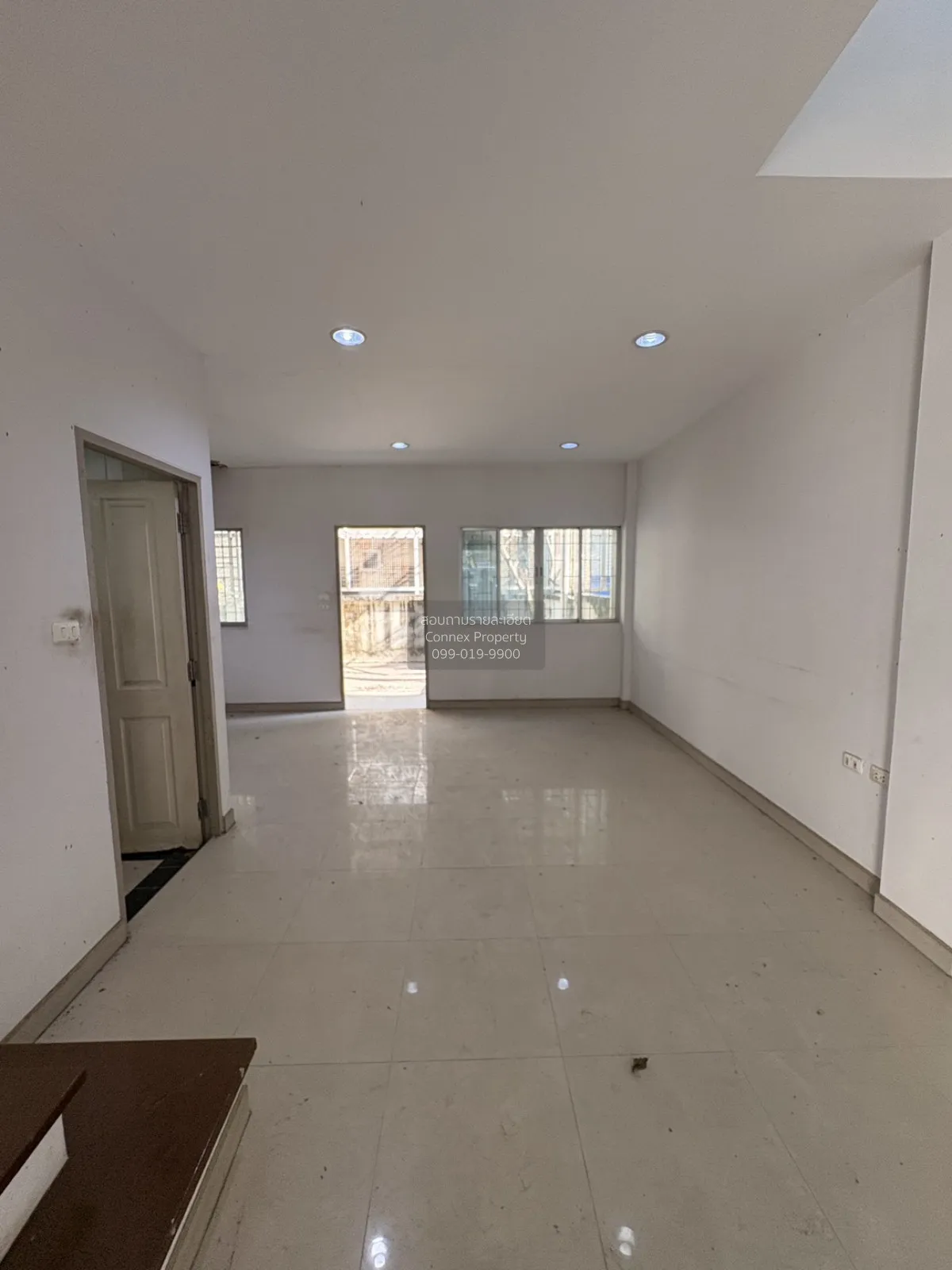 ขายทาวน์เฮ้าส์/ทาวน์โฮม  บ้านกลางเมือง บริติช ทาวน์ ศรีนครินทร์ M