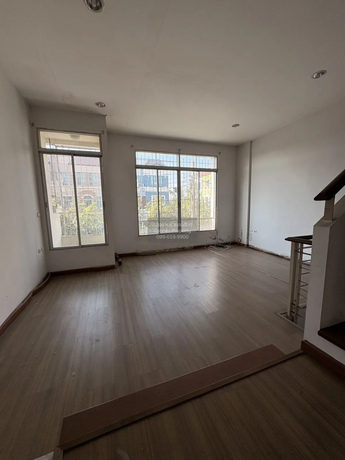 ขายทาวน์เฮ้าส์/ทาวน์โฮม  บ้านกลางเมือง บริติช ทาวน์ ศรีนครินทร์ M