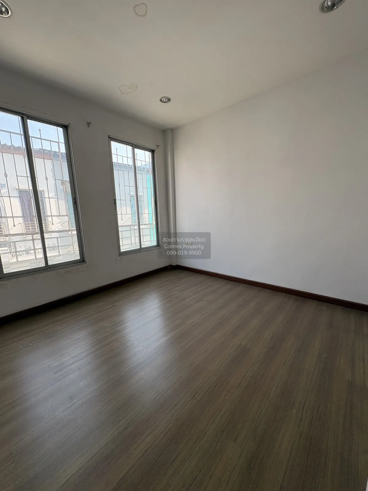 ขายทาวน์เฮ้าส์/ทาวน์โฮม  บ้านกลางเมือง บริติช ทาวน์ ศรีนครินทร์ M