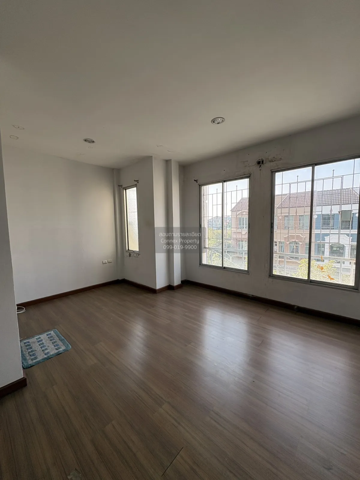 ขายทาวน์เฮ้าส์/ทาวน์โฮม  บ้านกลางเมือง บริติช ทาวน์ ศรีนครินทร์ M