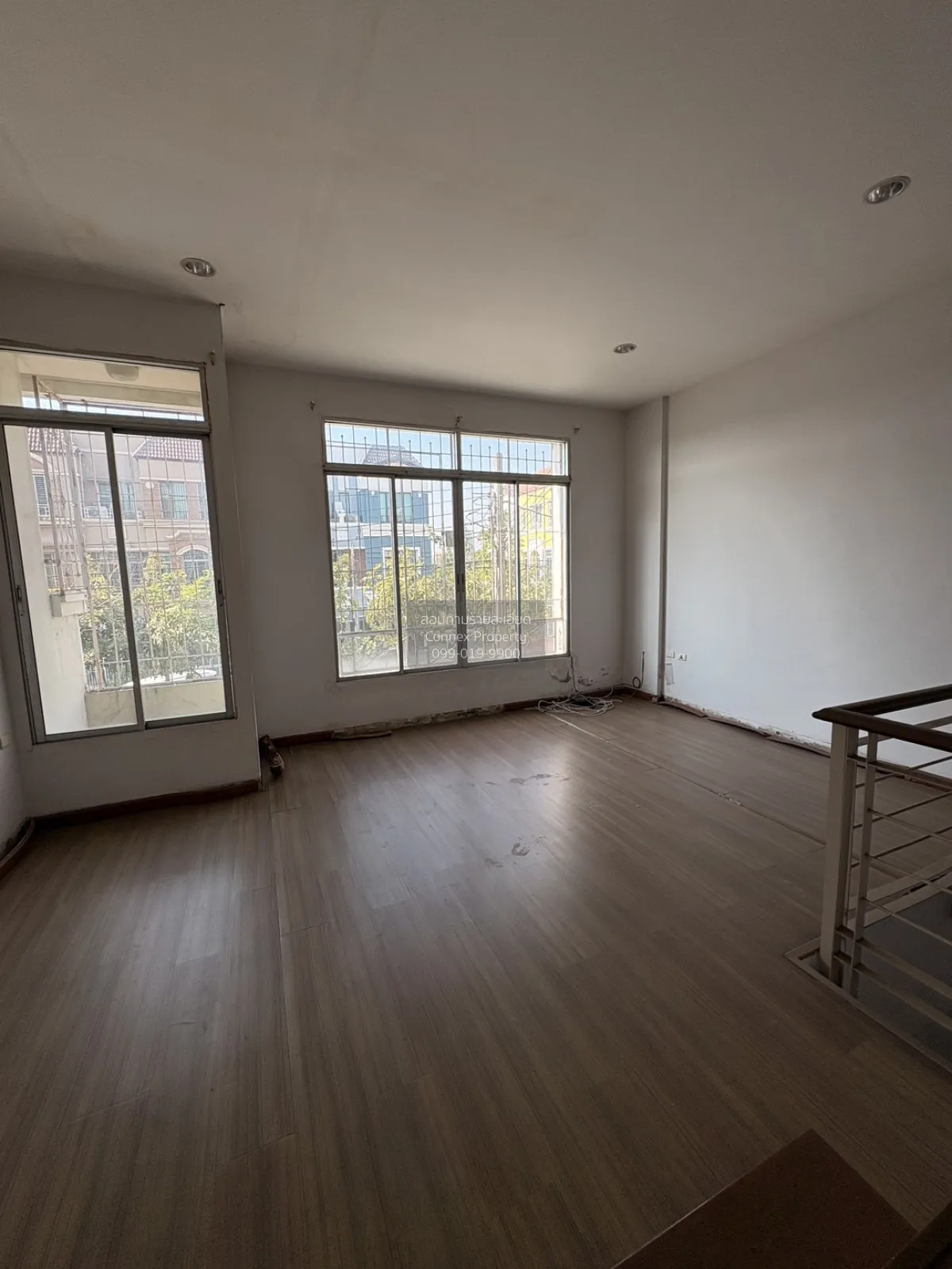 ขายทาวน์เฮ้าส์/ทาวน์โฮม  บ้านกลางเมือง บริติช ทาวน์ ศรีนครินทร์ M