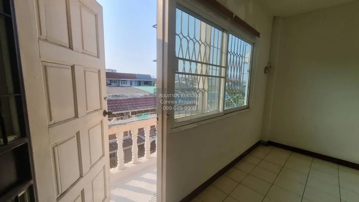 ขายบ้าน ทาวน์โฮม ลาดพร้าววังหิน8 (โชคชัย4) ลาดพร้าว เขต ลาดพร้าว 