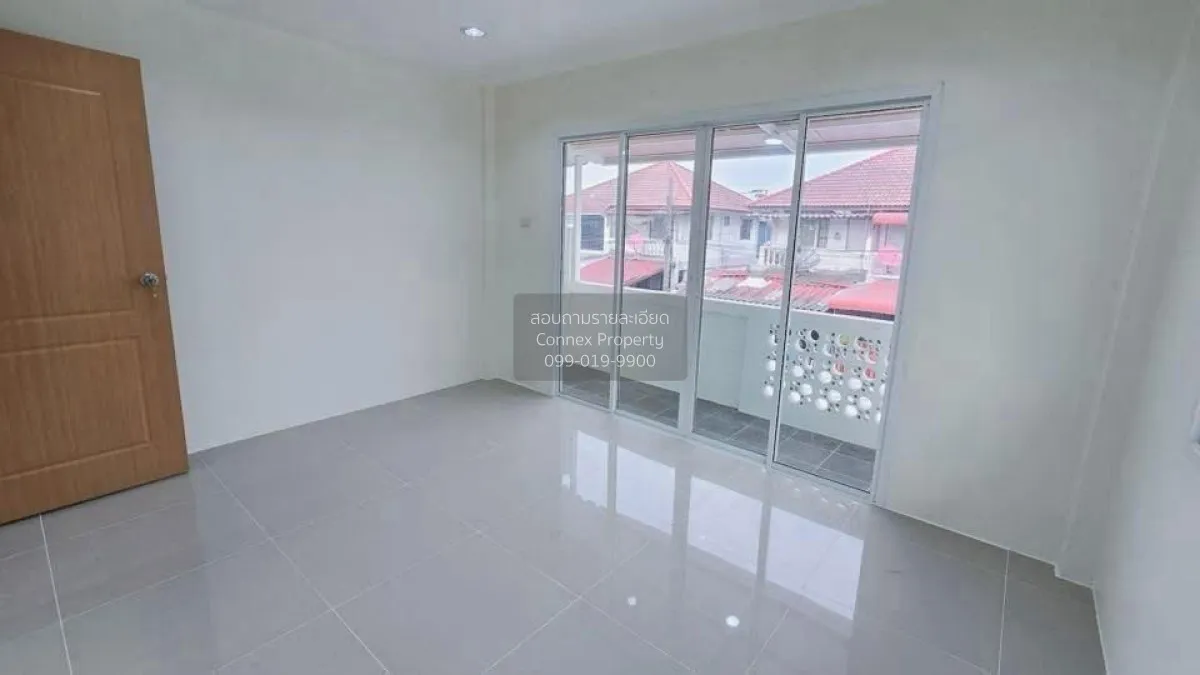 For Sale Townhouse/Townhome  , Baan Phra Pin 4 , wide frontage , 