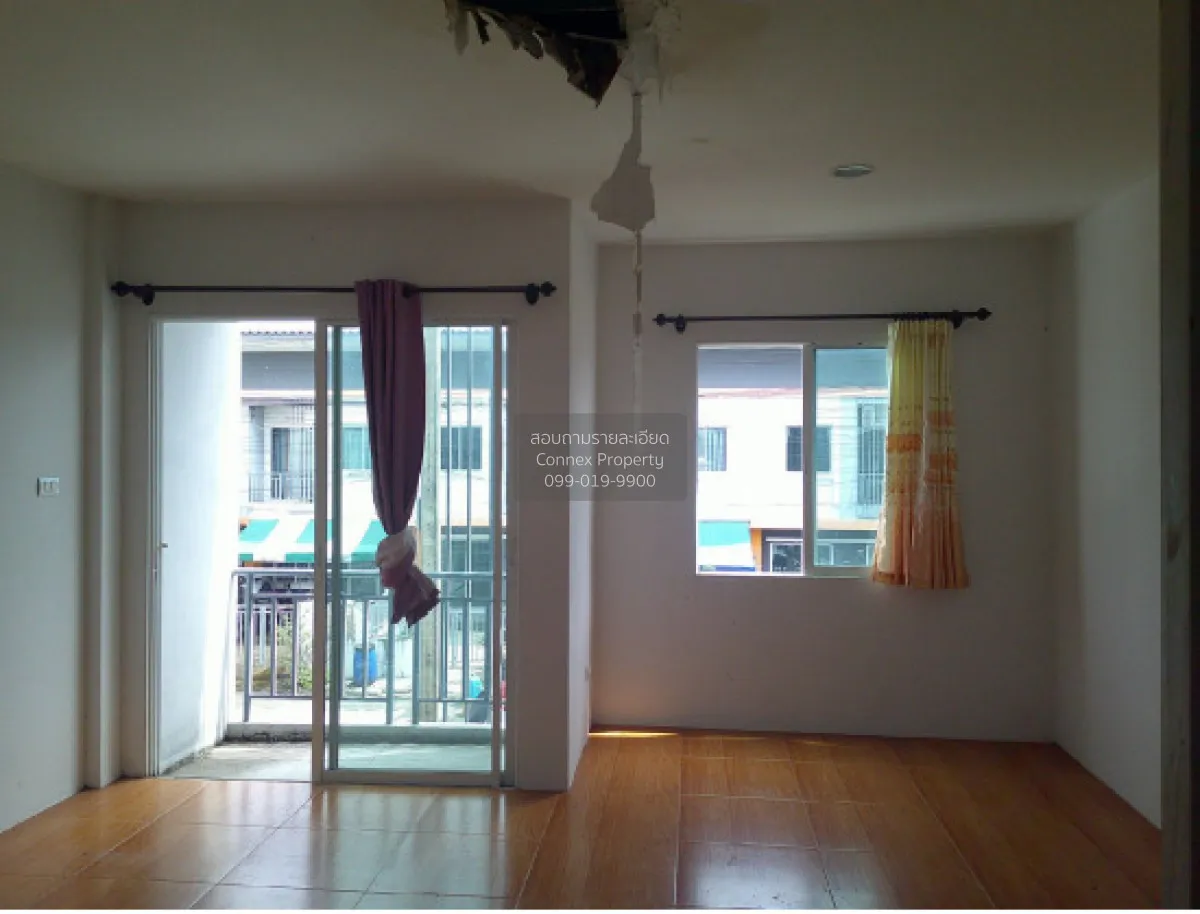 For Sale Townhouse/Townhome  , Buraphan Garden Ville , Krathum Ra