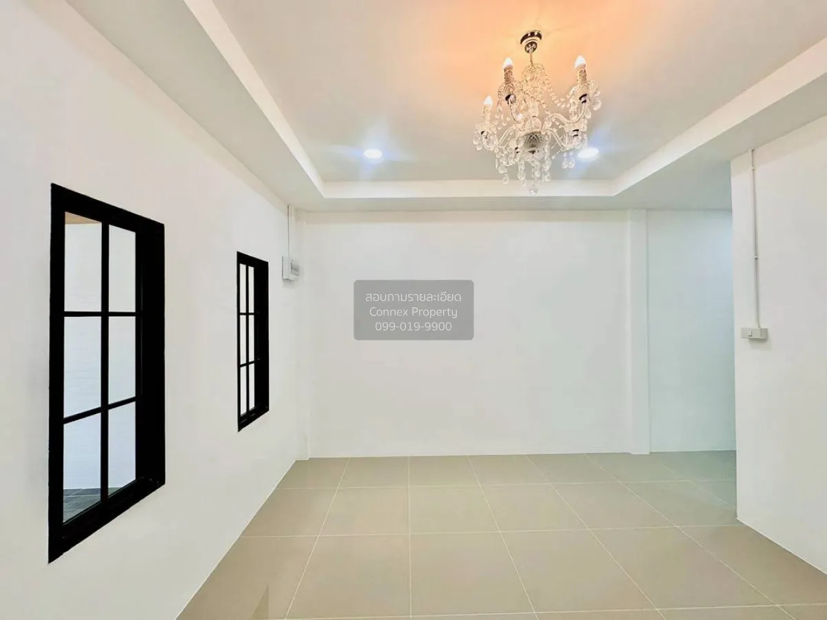 For Sale Townhouse/Townhome  , Baan Jitaree , newly renovated , B