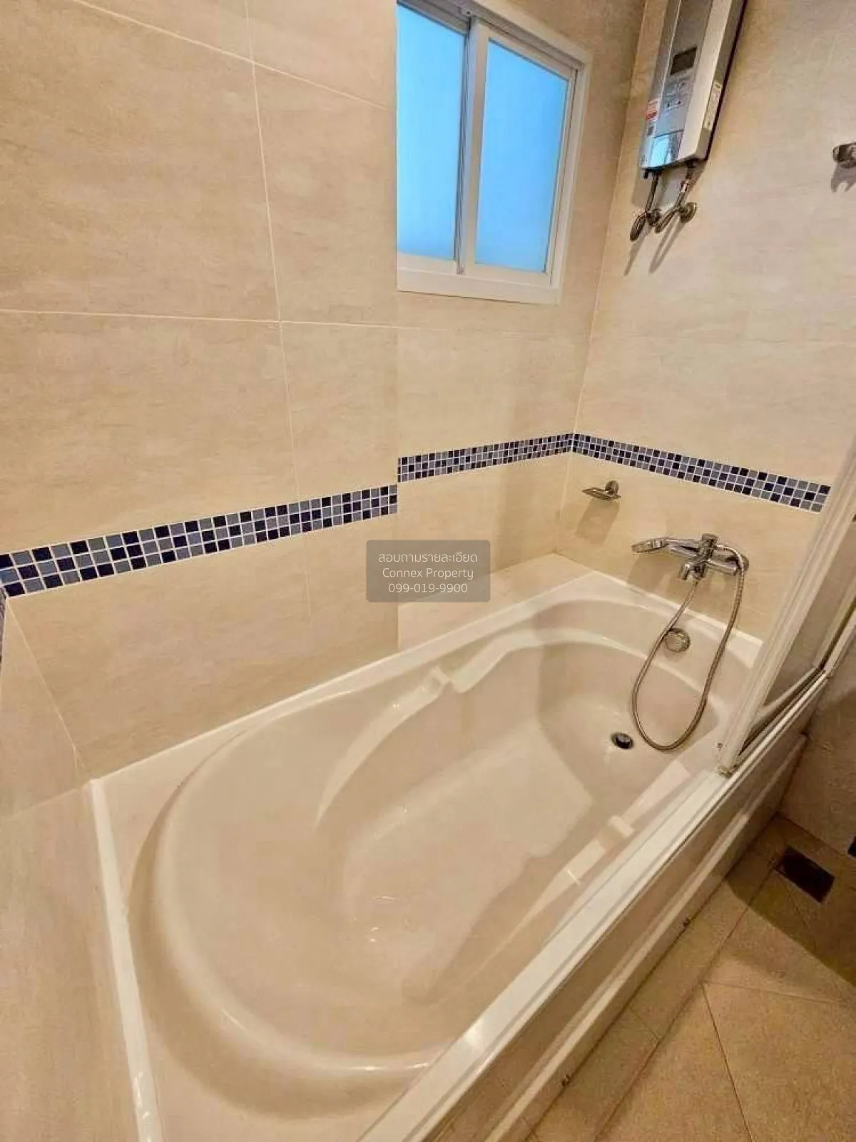 ขายคอนโด  ไลฟ์ แอท สุขุมวิท 65 BTS-เอกมัย พระโขนงเหนือ เขต วัฒนา 