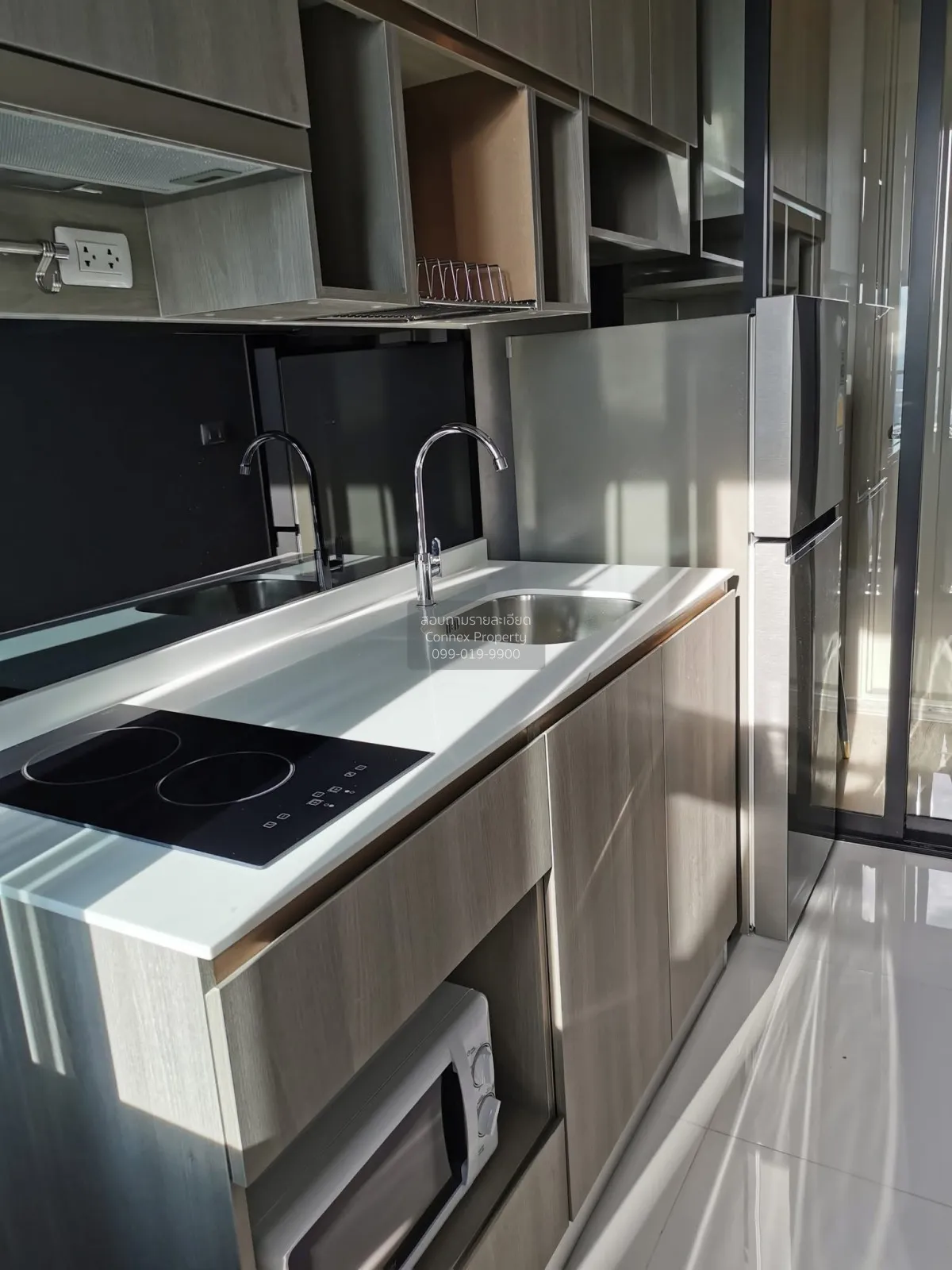 For Rent Condo , Knightsbridge Prime Onnut , high floor , river v