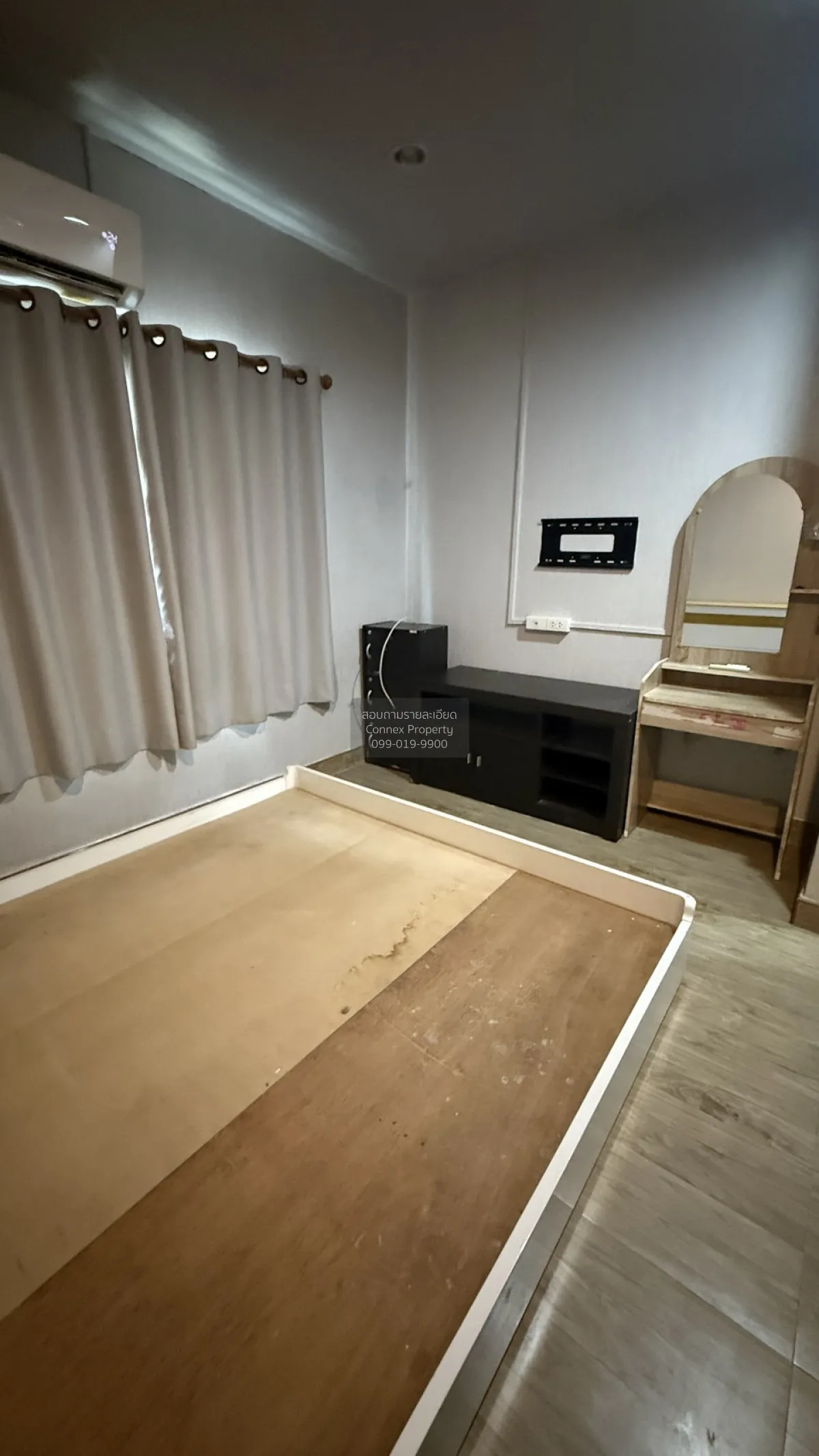 For Sale Townhouse/Townhome  , Burapha Villa , Chimphli , Taling 