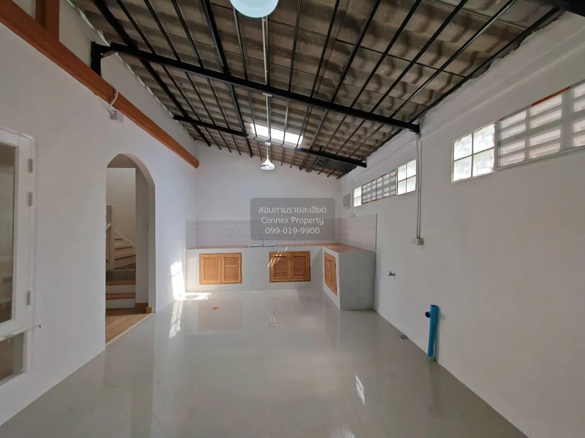 Sale Baan Pruksa 15 Bangpu , wide frontage , newly renovated , Ph