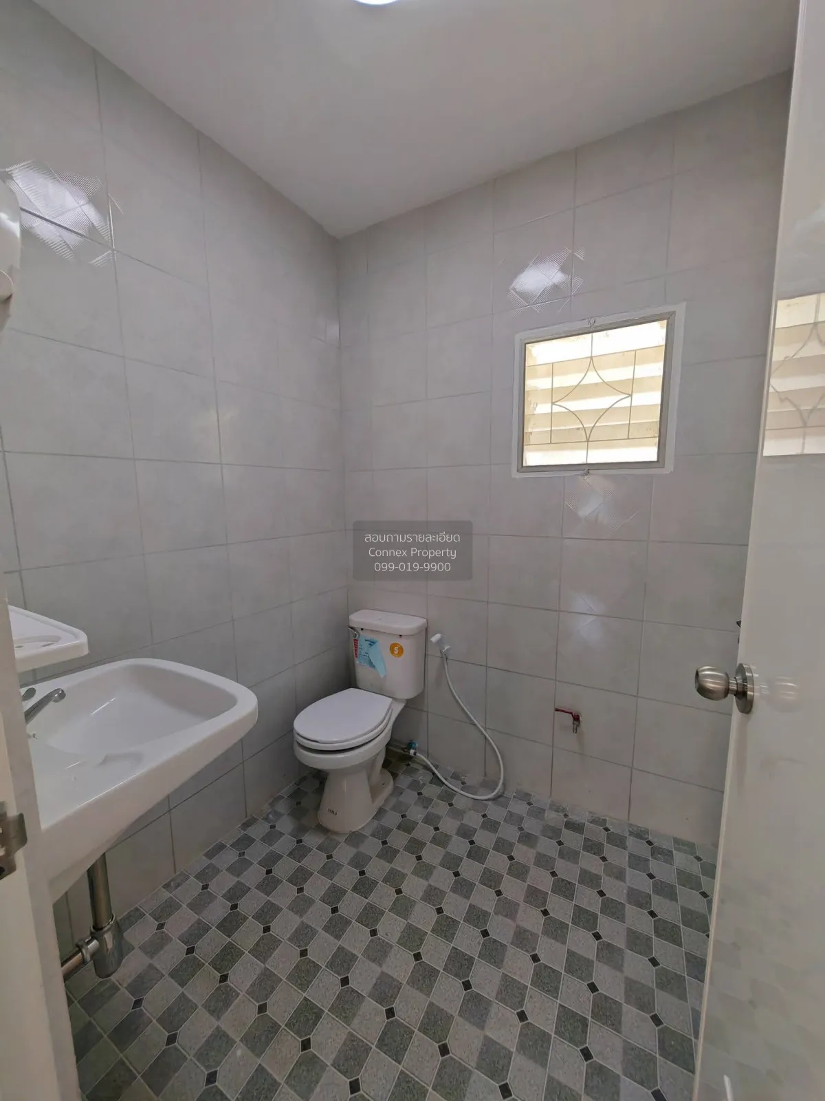 Sale Baan Pruksa 15 Bangpu , wide frontage , newly renovated , Ph