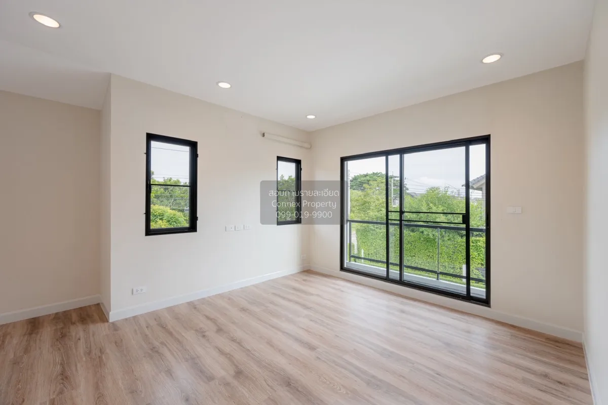 For Sale House , Pave Pinklao - Salaya , corner unit , Sala Klang 4