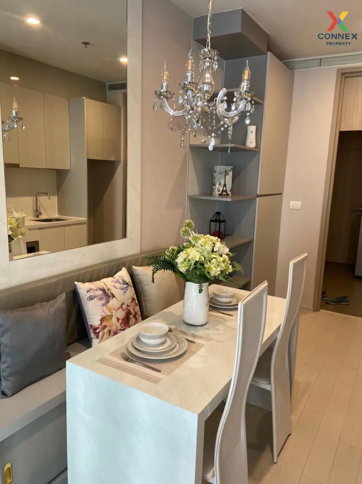 FOR RENT condo , Noble Ploenchit , BTS-Phloen Chit , Lumpini , Pa 4