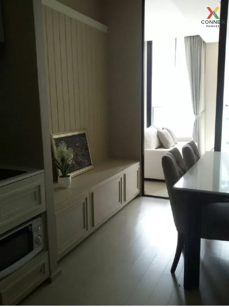 FOR RENT condo , Noble Ploenchit , BTS-Phloen Chit , Lumpini , Pa 3