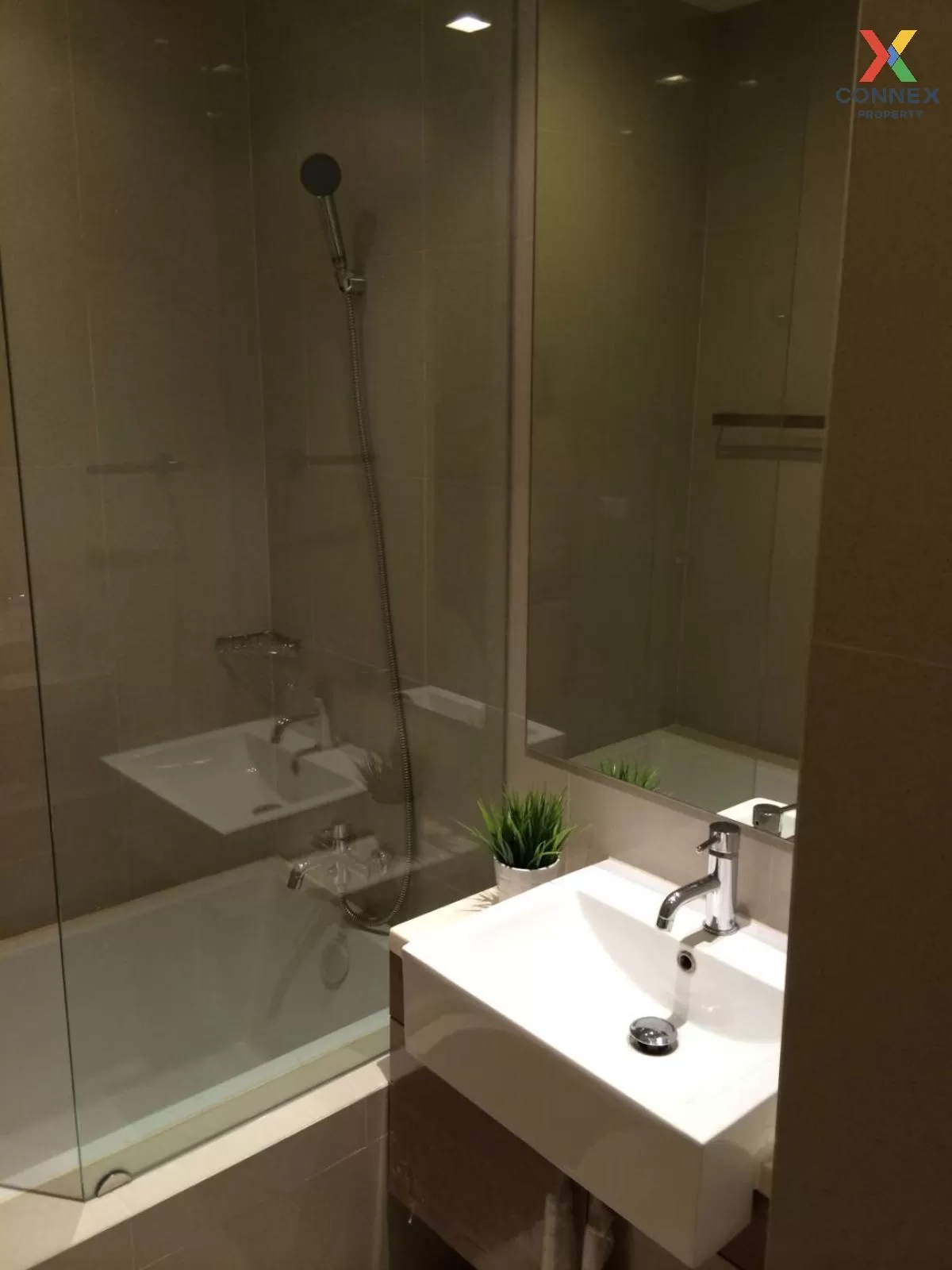 FOR RENT condo , Noble Reveal , BTS-Ekkamai , Phra Khanong , Watt