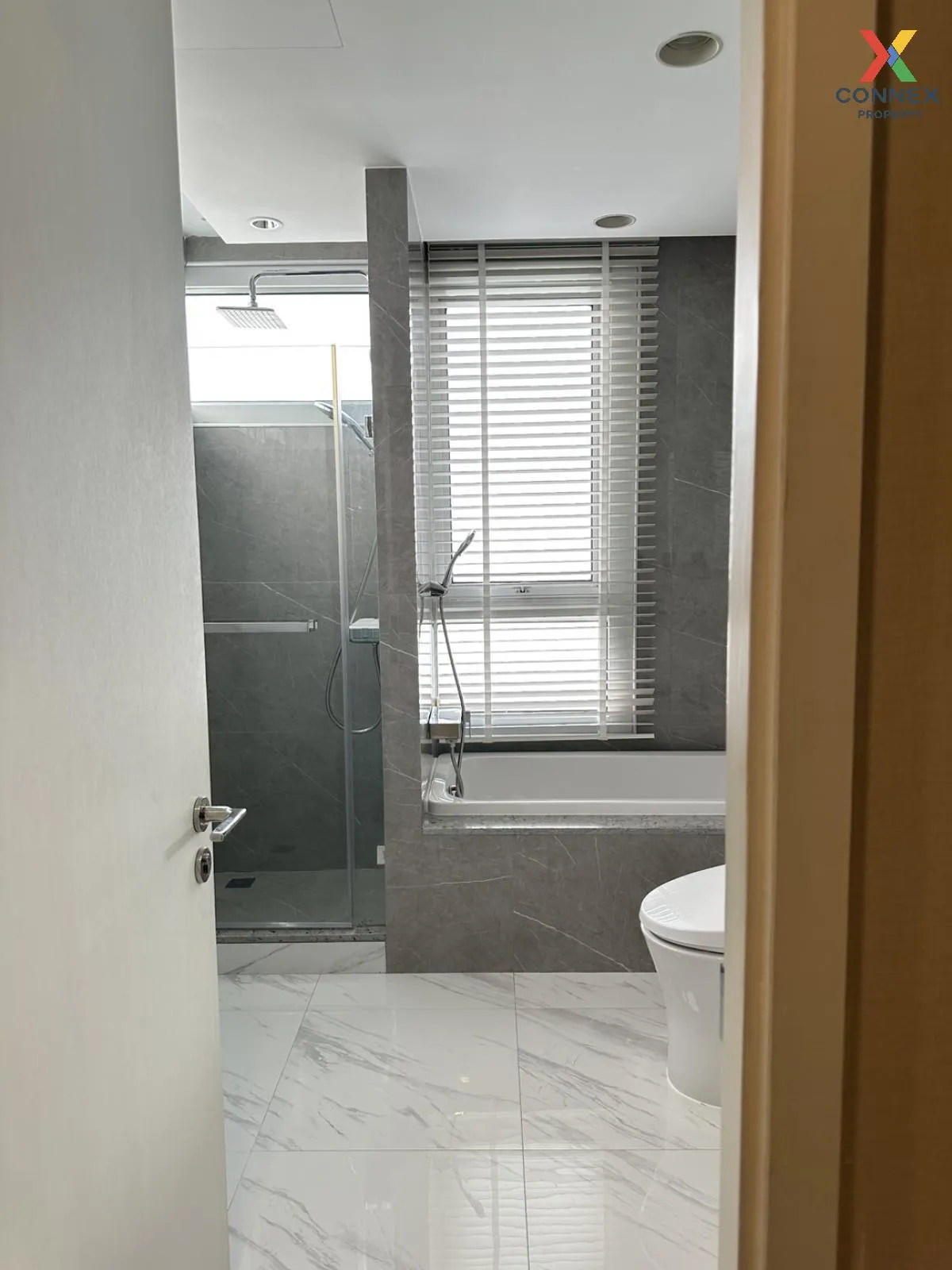 FOR RENT condo , Nusasiri Grand Condo , BTS-Ekkamai , Phra Khanon