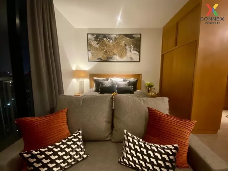 FOR RENT condo , Park Origin Phrom Phong , high floor , BTS-Phrom 3