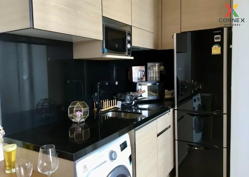 FOR RENT condo , Park Origin Phrom Phong , high floor , BTS-Phrom