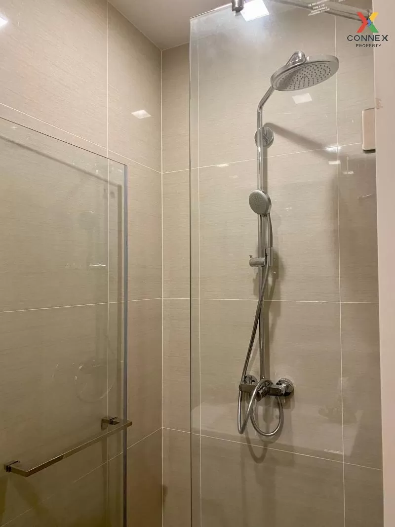 FOR RENT condo , Park Origin Phrom Phong , high floor , BTS-Phrom