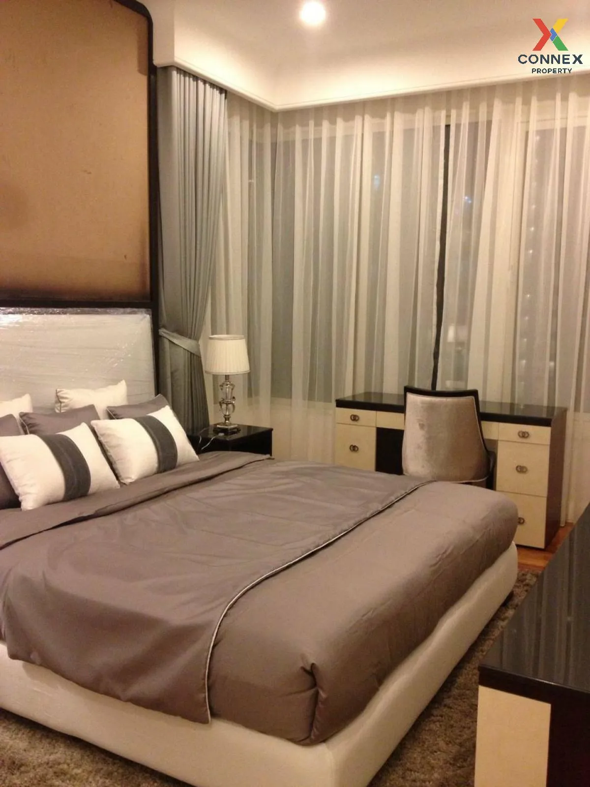 FOR RENT condo , Q Langsuan , BTS-Chit Lom , Lumpini , Pathum Wan