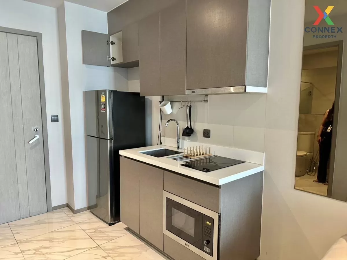 FOR RENT condo , RHYTHM Ekkamai , BTS-Ekkamai , Khlong Tan Nuea ,
