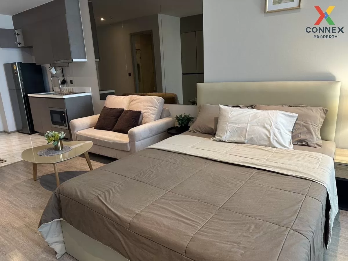 FOR RENT condo , RHYTHM Ekkamai , BTS-Ekkamai , Khlong Tan Nuea ,