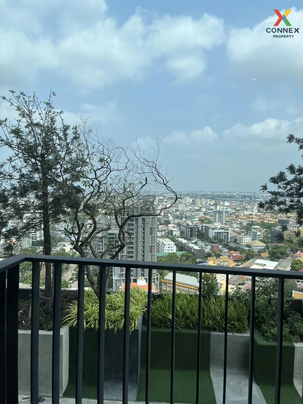 FOR RENT condo , RHYTHM Ekkamai , BTS-Ekkamai , Khlong Tan Nuea ,