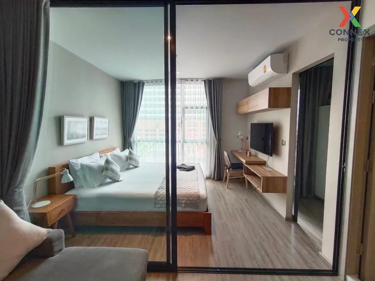 FOR RENT condo , RHYTHM Ekkamai , BTS-Ekkamai , Khlong Tan Nuea ,