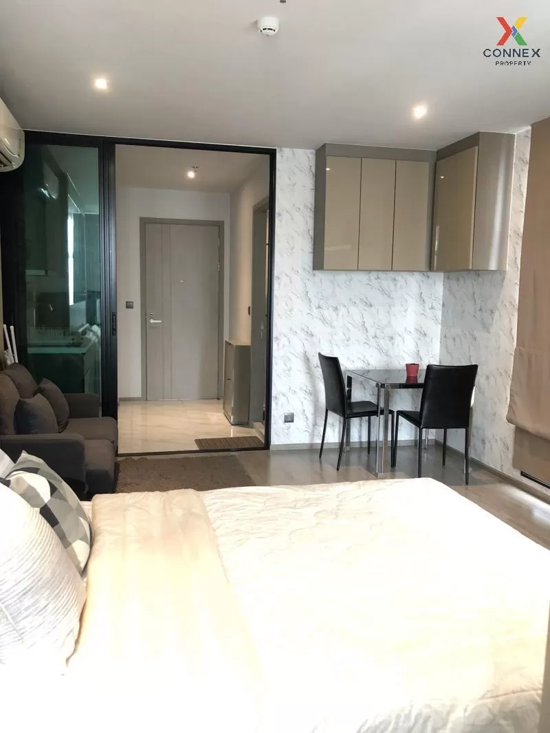 FOR RENT condo , RHYTHM Ekkamai , BTS-Ekkamai , Khlong Tan Nuea ,