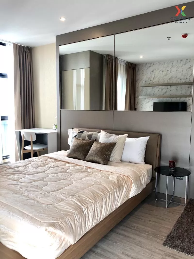 FOR RENT condo , RHYTHM Ekkamai , BTS-Ekkamai , Khlong Tan Nuea ,