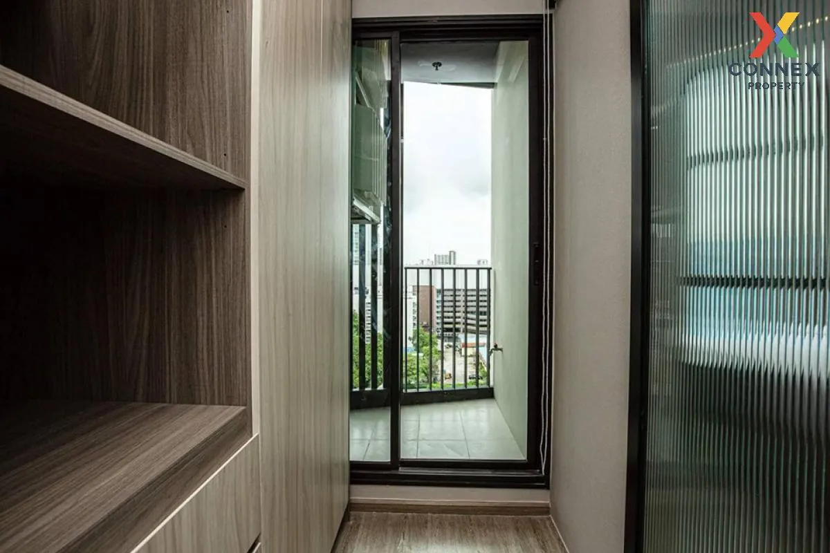 FOR RENT condo , RHYTHM Ekkamai , BTS-Ekkamai , Khlong Tan Nuea ,